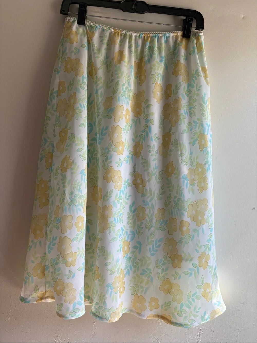 Vintage Fashion Bug Yellow and Light Blue Floral A-Line midi Skirt